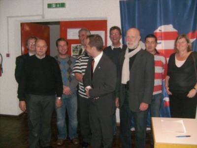 Es ist geschafft, der
Vorstand gew�hlt