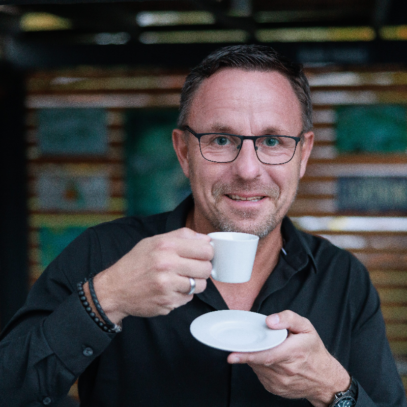  Thorsten Sch�bernig